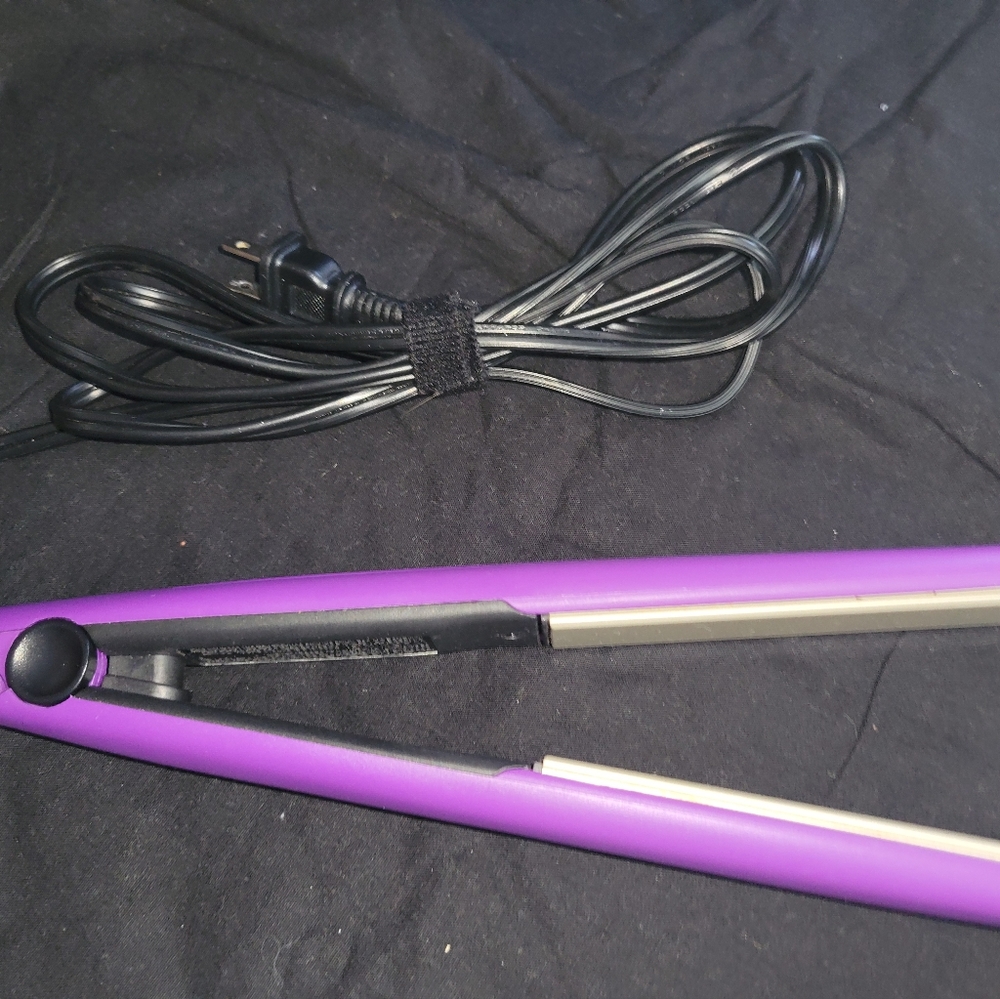 Used REMINGTON 1” Anti-Static Flat Iron - Picture 12 of 12